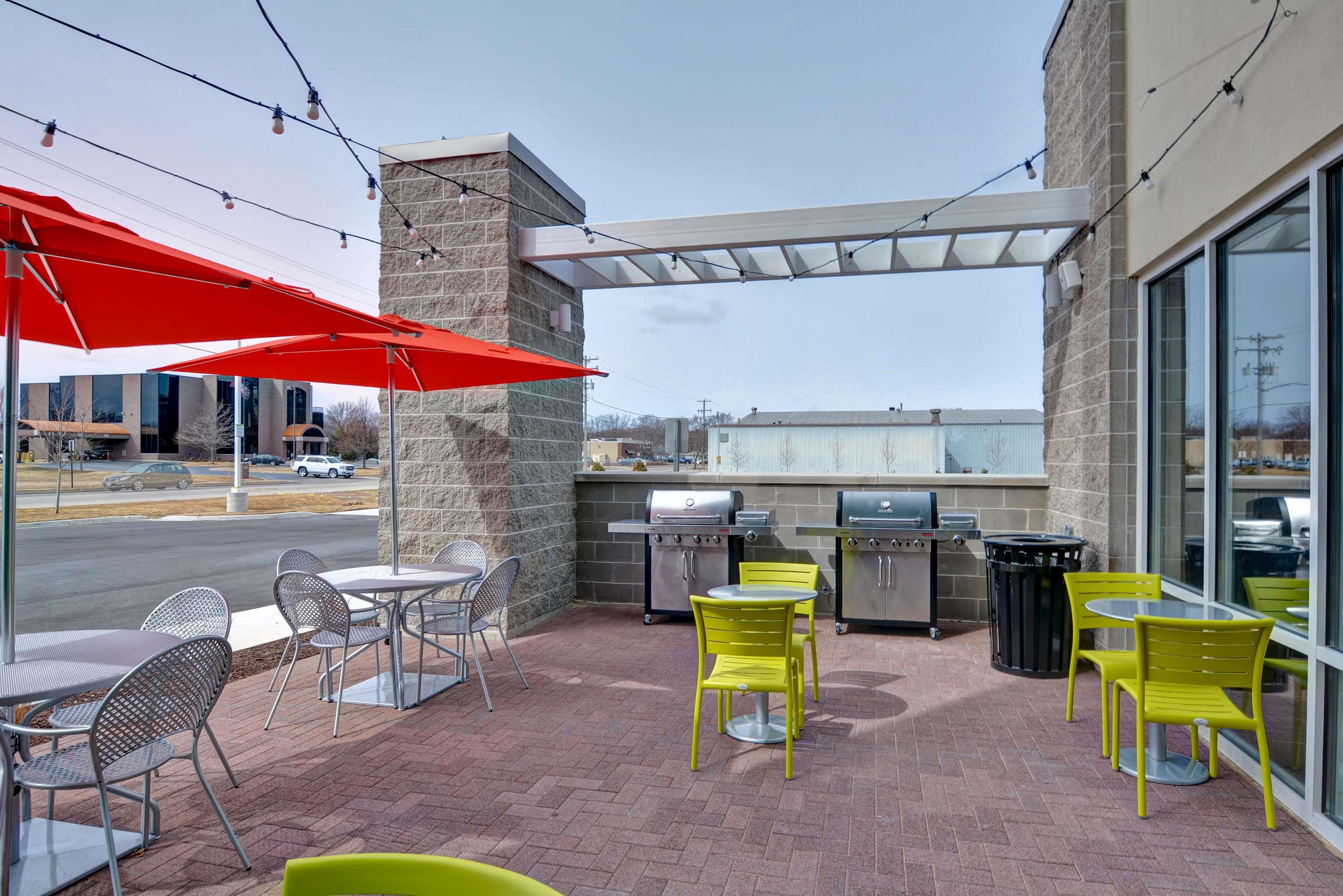 Home2 Suites By Hilton Green Bay Bagian luar foto