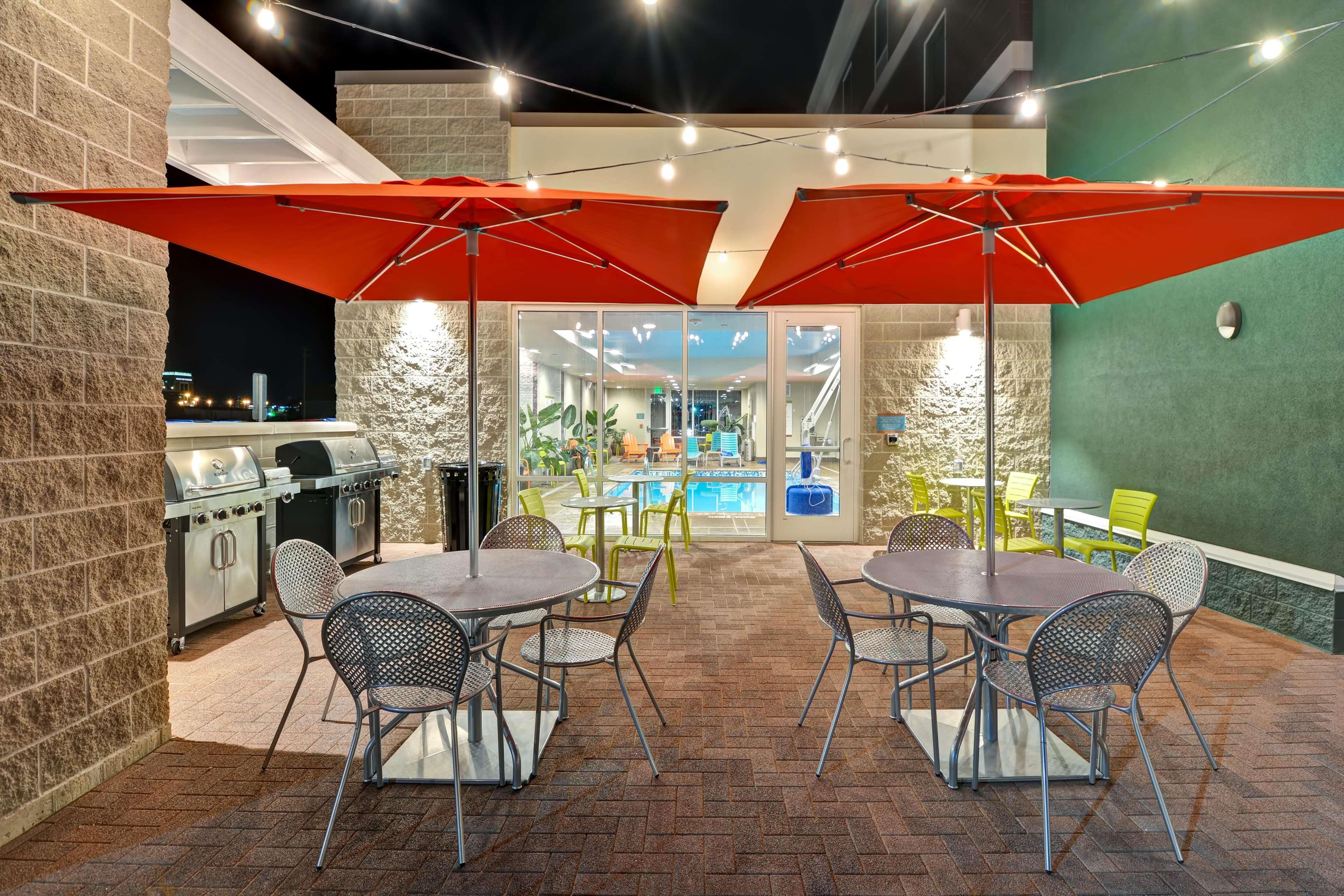 Home2 Suites By Hilton Green Bay Bagian luar foto