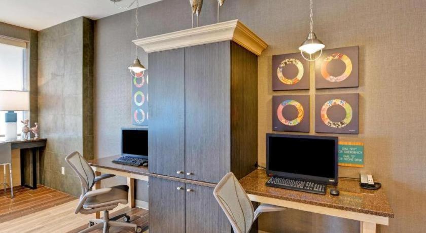 Home2 Suites By Hilton Green Bay Bagian luar foto